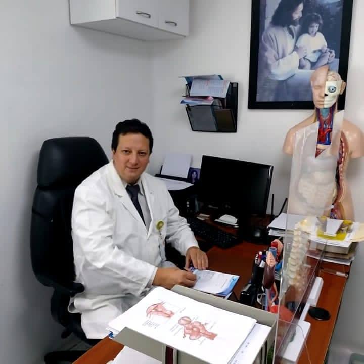 Dr. Giovanny Almachi Pe&ntilde;a : Cirujano General, Laparosc&oacute;pico y Tiroides en Quito