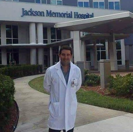 Dr. Ricardo Mendoza : Otorrinolaring&oacute;logo en Portoviejo